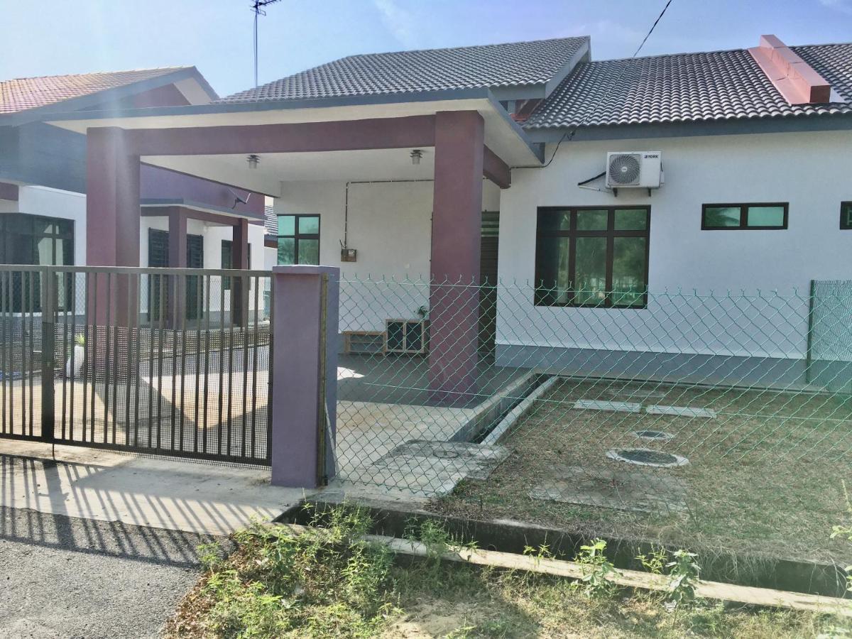 Arwaa Homestay Beachview บาชอค ภายนอก รูปภาพ