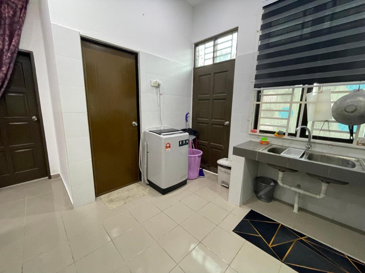 Arwaa Homestay Beachview บาชอค ภายนอก รูปภาพ